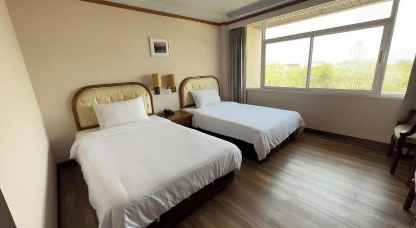Western Grand Hotel Ratchaburi Ban Bang Kra Extérieur photo