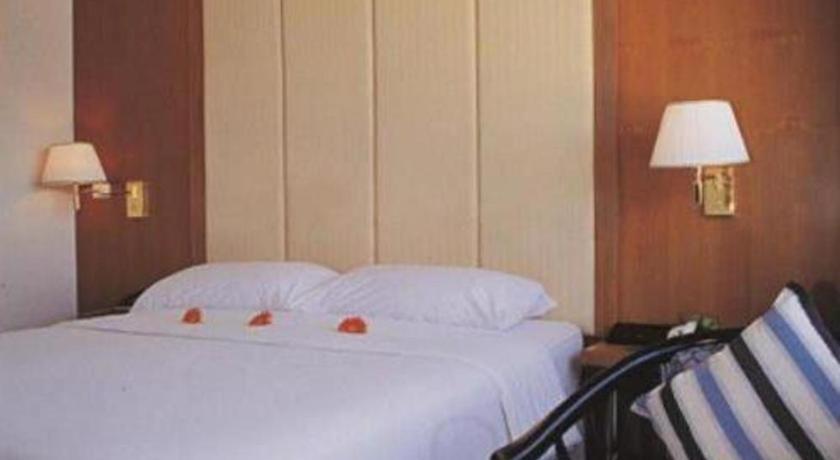 Western Grand Hotel Ratchaburi Ban Bang Kra Extérieur photo