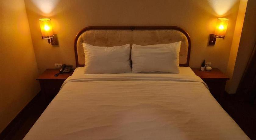 Western Grand Hotel Ratchaburi Ban Bang Kra Extérieur photo