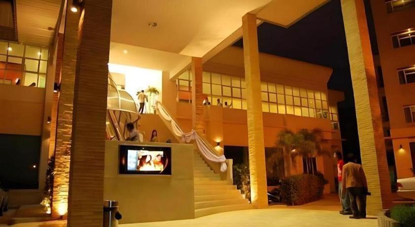 Western Grand Hotel Ratchaburi Ban Bang Kra Extérieur photo