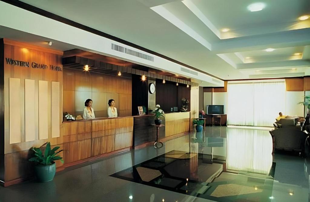 Western Grand Hotel Ratchaburi Ban Bang Kra Extérieur photo